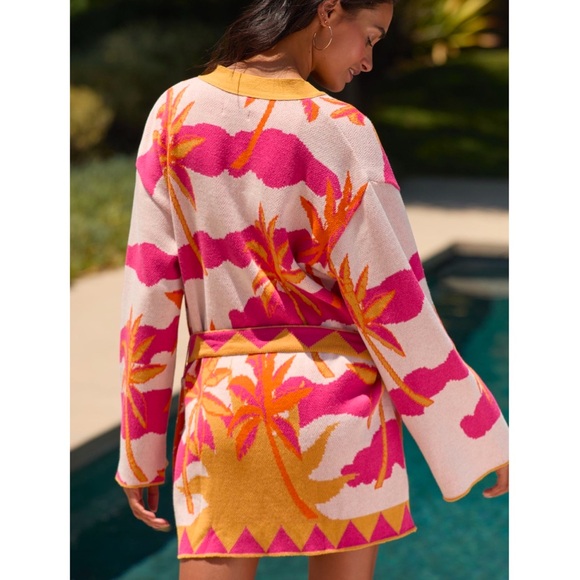 Maaji Summer Dunes Cover Up/ Belted Sweater. - Picture 2 of 11